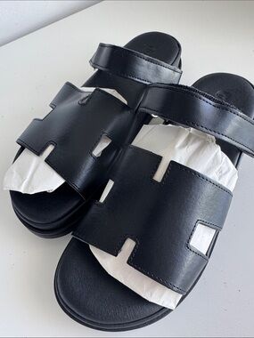 Caporicci Women’s Black Leather Slide Sandals with Contrast Tan Accent
